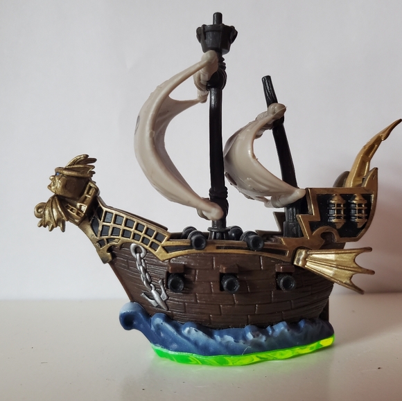 2011 Activision Skylanders Spyro's Adventure Pirate Ship Figure - Picture 2 of 5